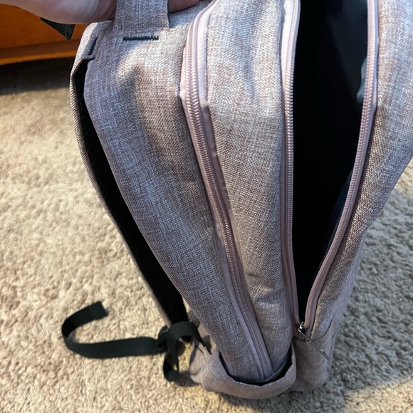 Purple Backpack with laptop sleeve - Picture 4 of 6